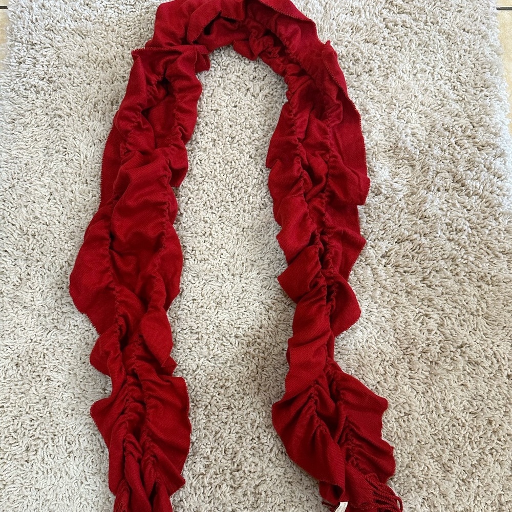 Collection Eighteen red scarf